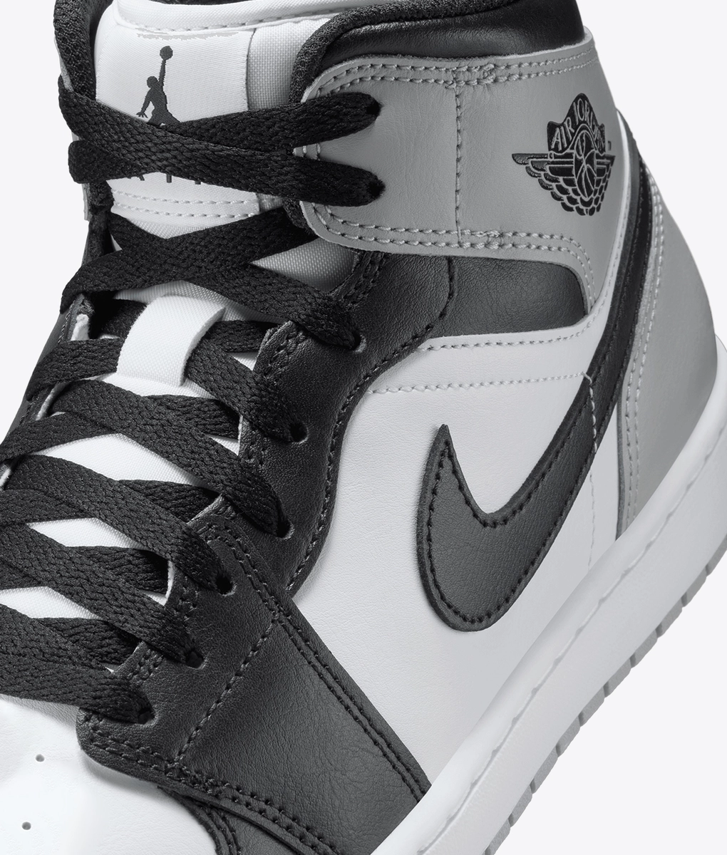 Jordan - Jordan Air Jordan 1 Mid White/Black-Light Smoke