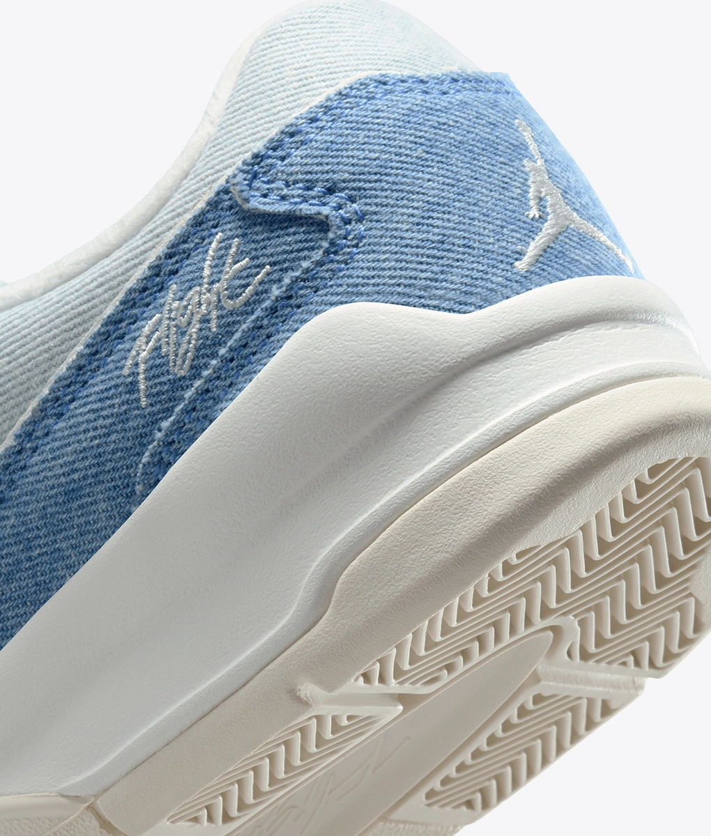 jordan flight light blue