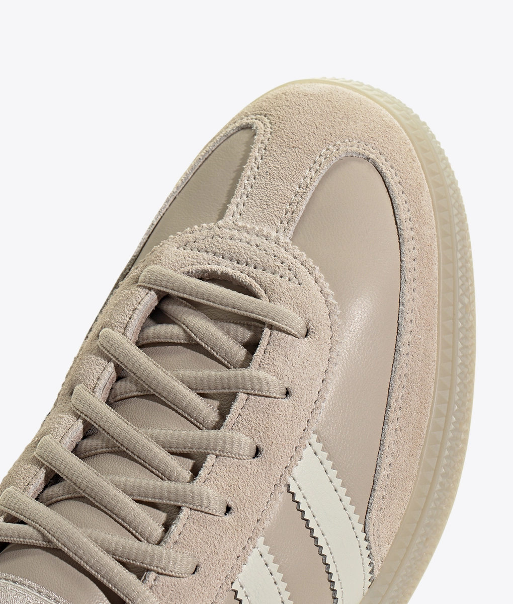 adidas gazelle silver green womens ADIDAS ORIGINALS Spezial beige sneakers for men and women – Pavidas main image 0