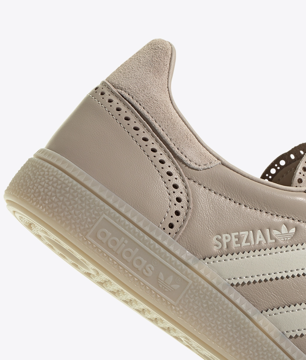 Adidas Originals - HANDBALL SPEZIAL - VegNonVeg