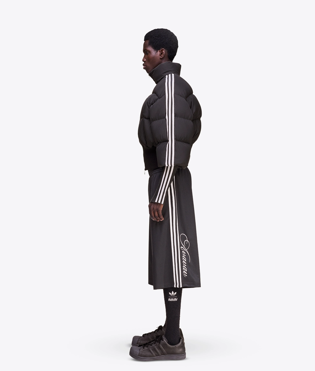 Adidas Originals - X AVAVAV SHORTS - VegNonVeg