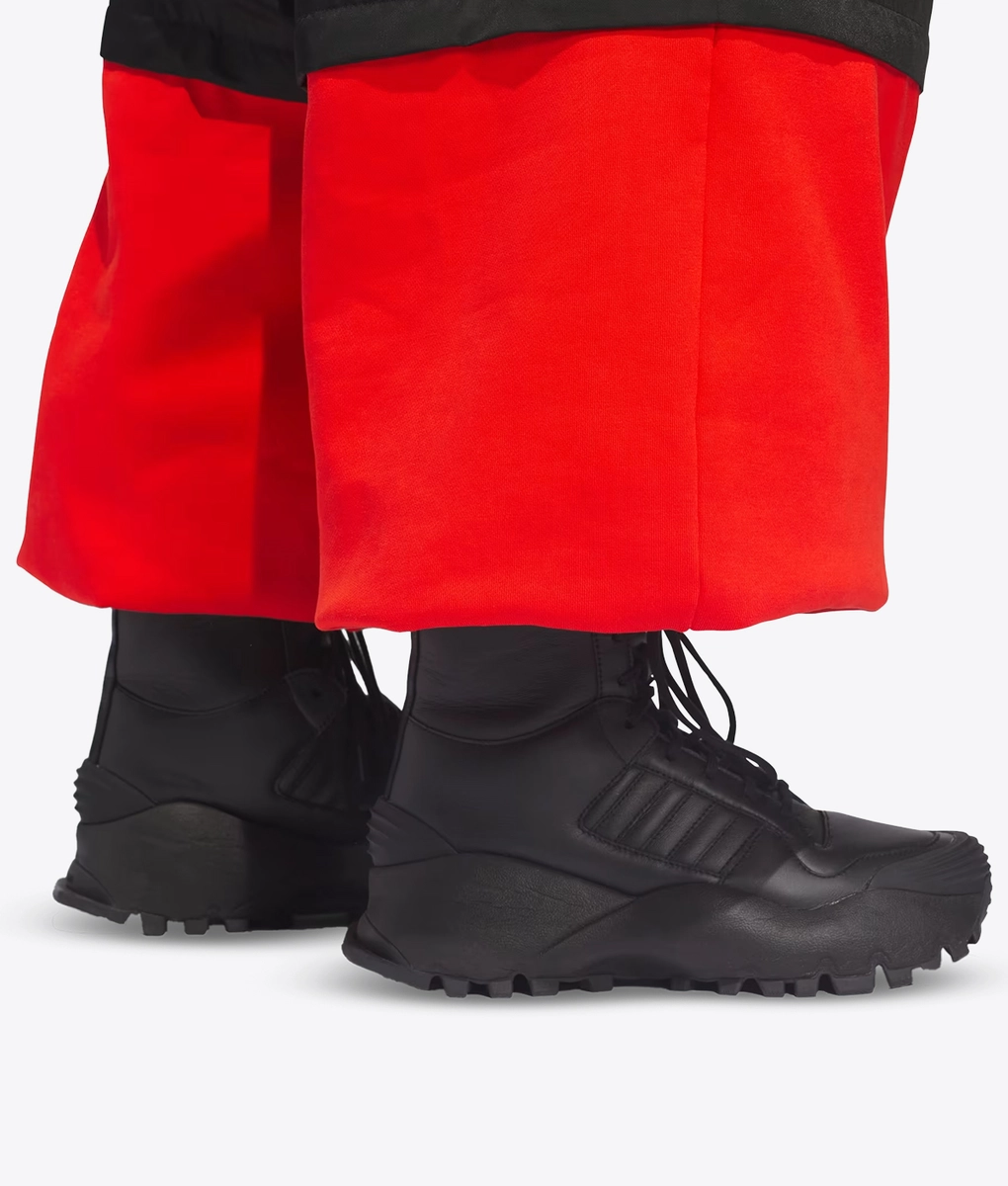 Adidas Originals - X WILLY CHAVARRIA FLEECE TRACK PANT - VegNonVeg