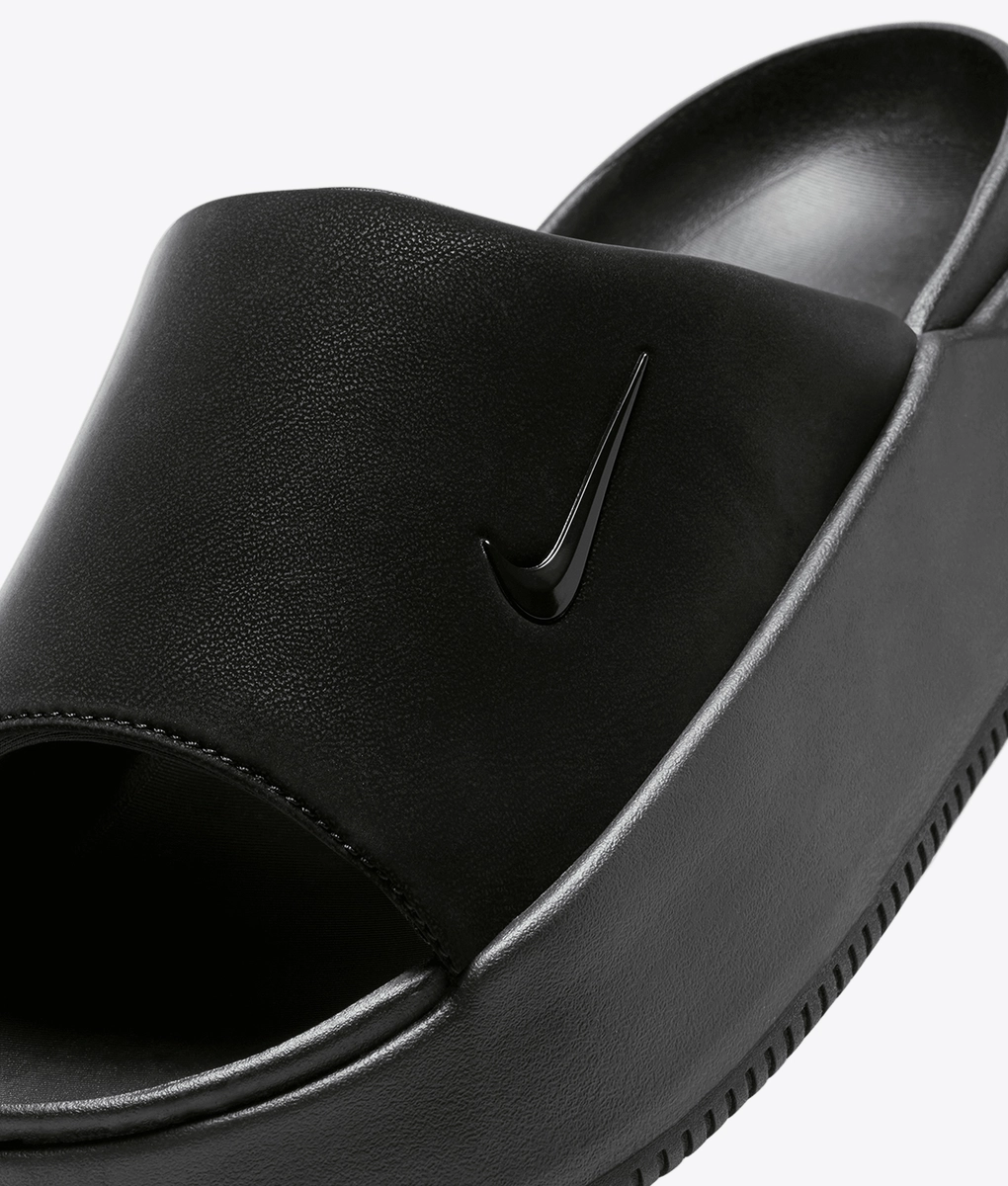 Nike - CALM ELEVATION - VegNonVeg