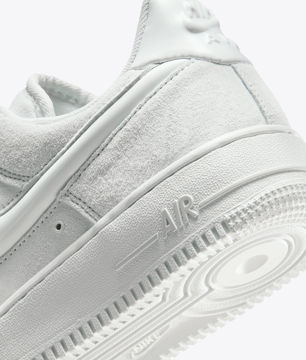 Nike - AIR FORCE 1 '07 - VegNonVeg