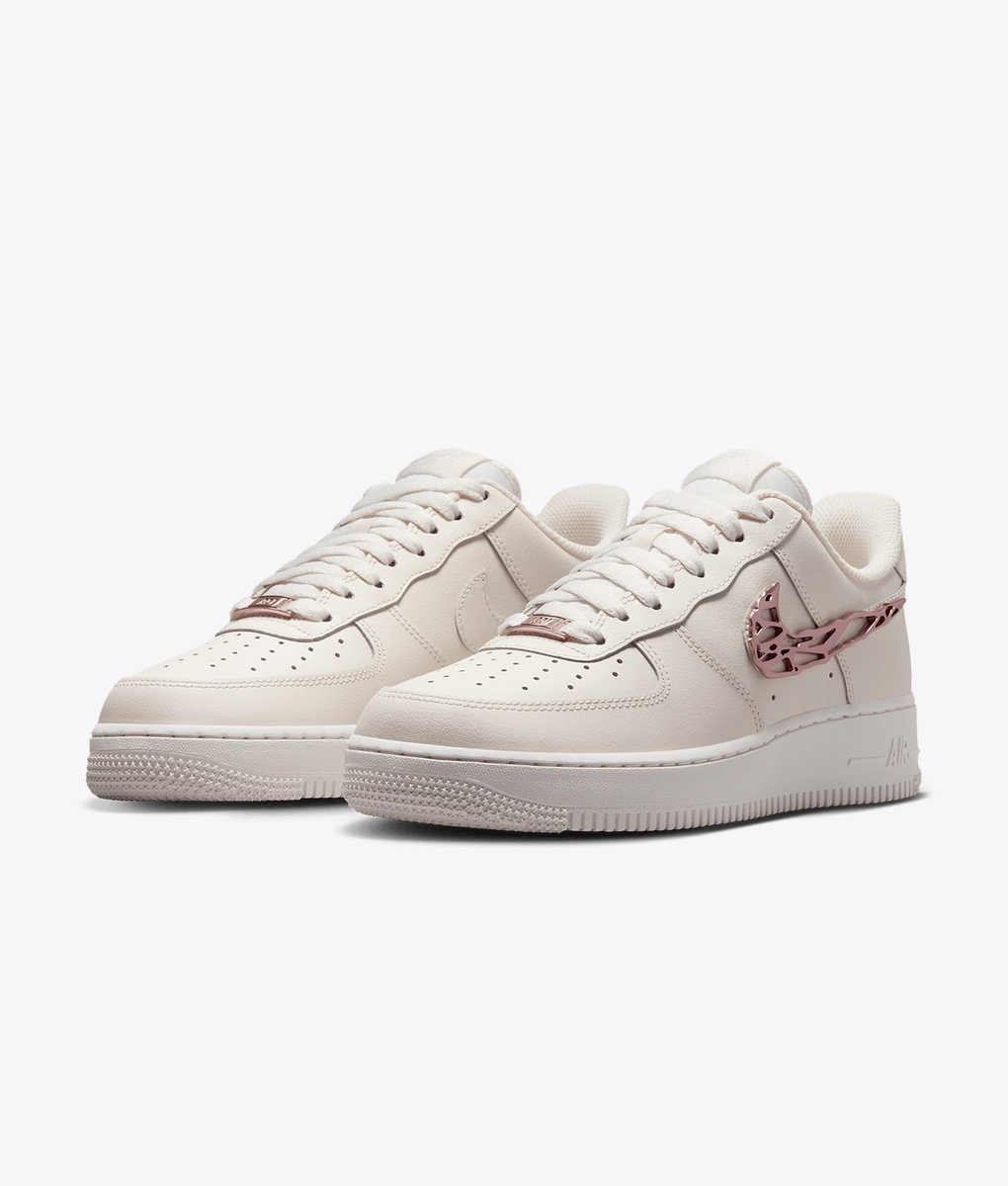 Nike - AIR FORCE 1 '07 LX - VegNonVeg