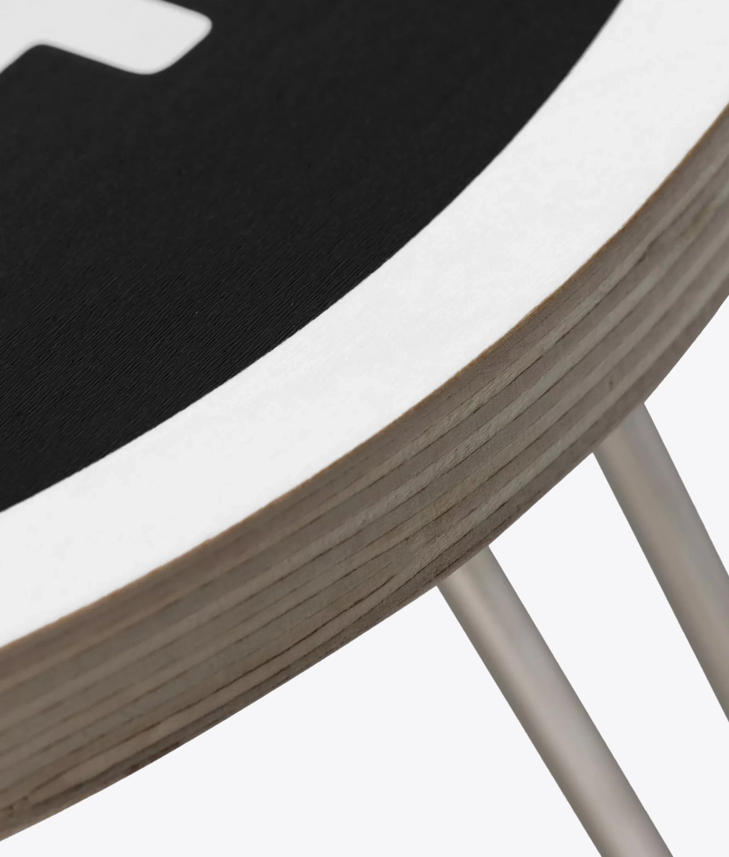 Carhartt WIP - HEART FOLDING TABLE - VegNonVeg