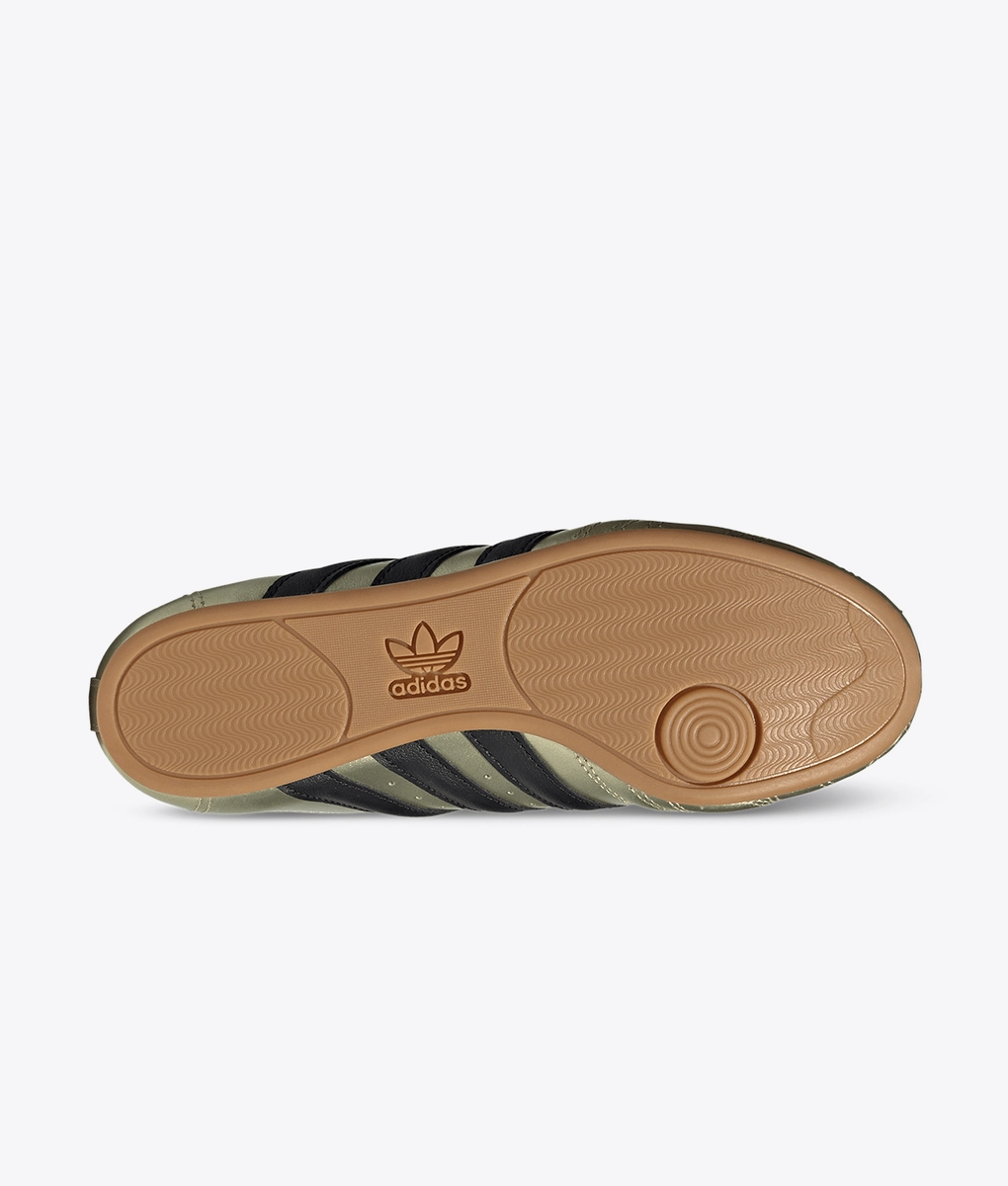 adidas gazelle silver green womens adidas SAMBA OG SHOES Aurora Coffee / Cream White / Sand Strata 9.5 UK