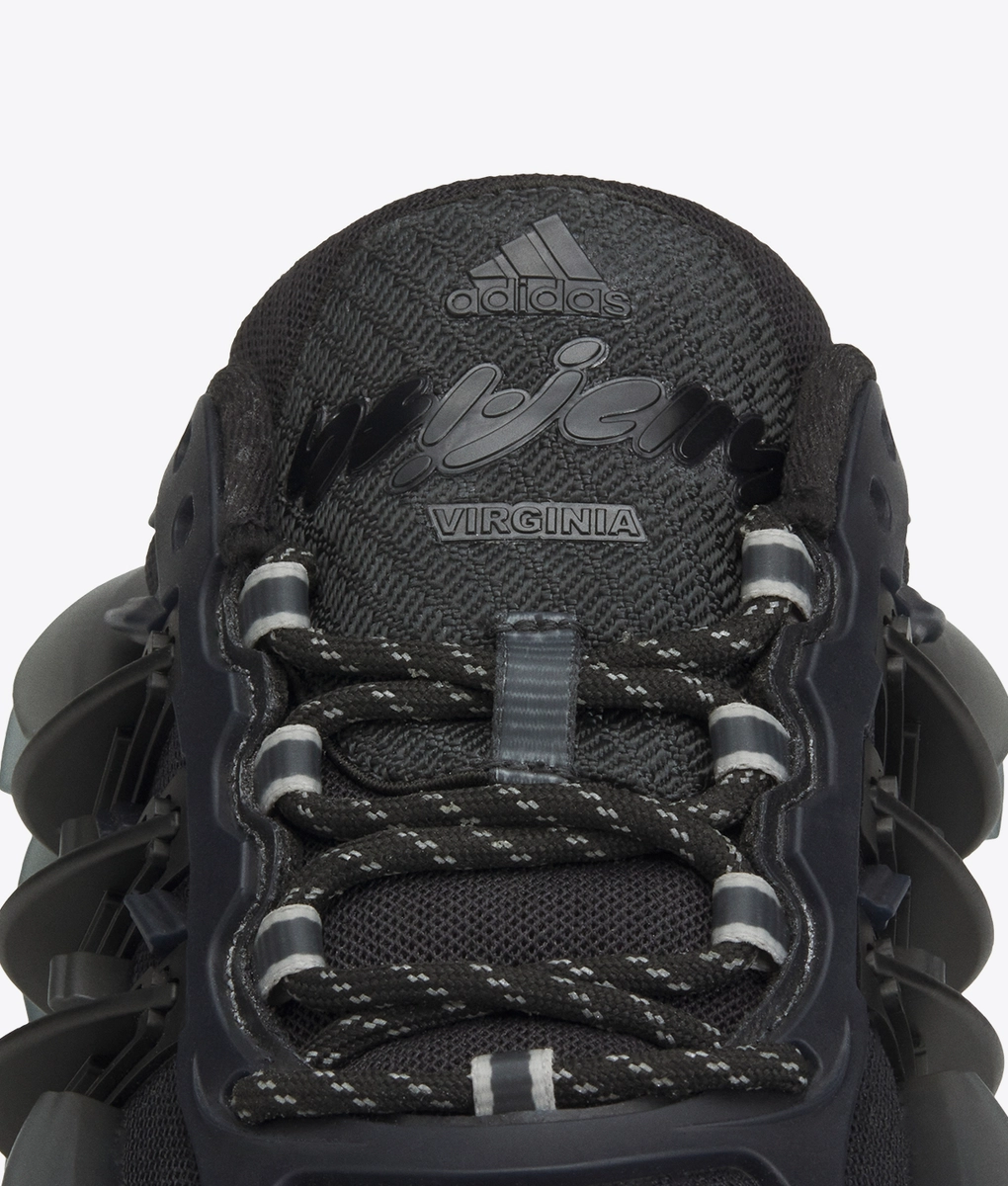 Adidas Originals - X PHARRELL WILLIAMS ADISTAR JELLYFISH - VegNonVeg