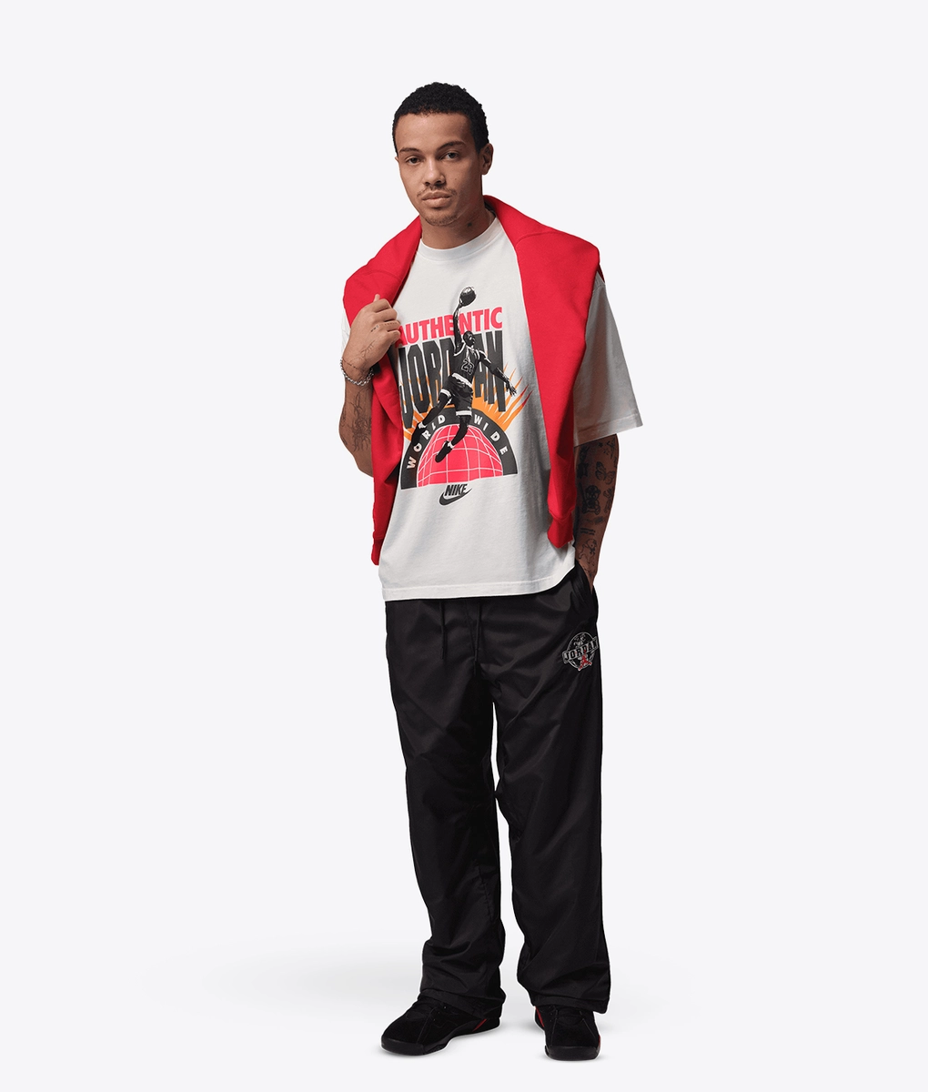 Jordan - JORDAN REISSUE OVERSIZED GRAPHIC CREW T-SHIRT - VegNonVeg