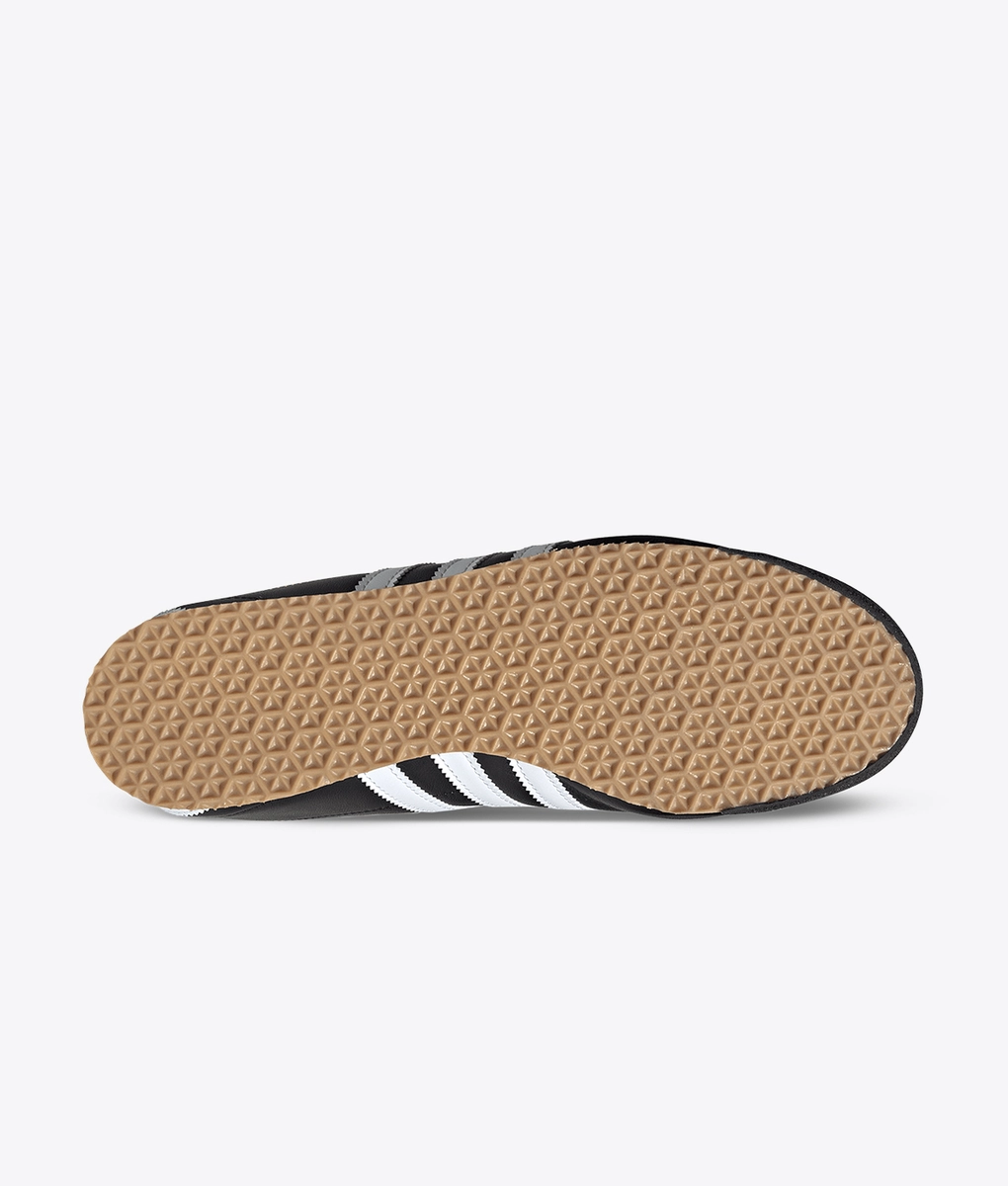 Js1324 Adidas Originals - ITALIA 70s - VegNonVeg