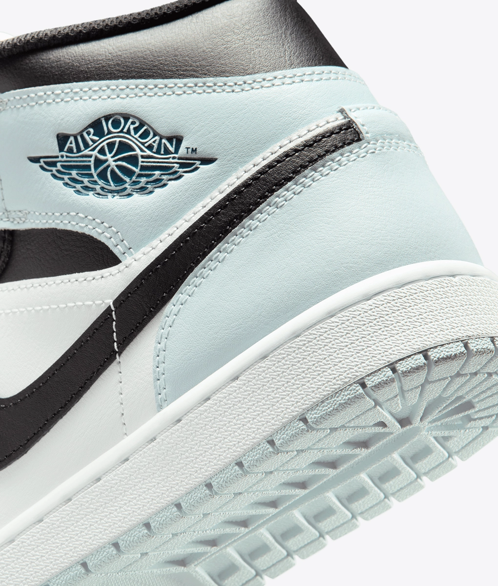 Jordan - AIR JORDAN 1 MID - VegNonVeg