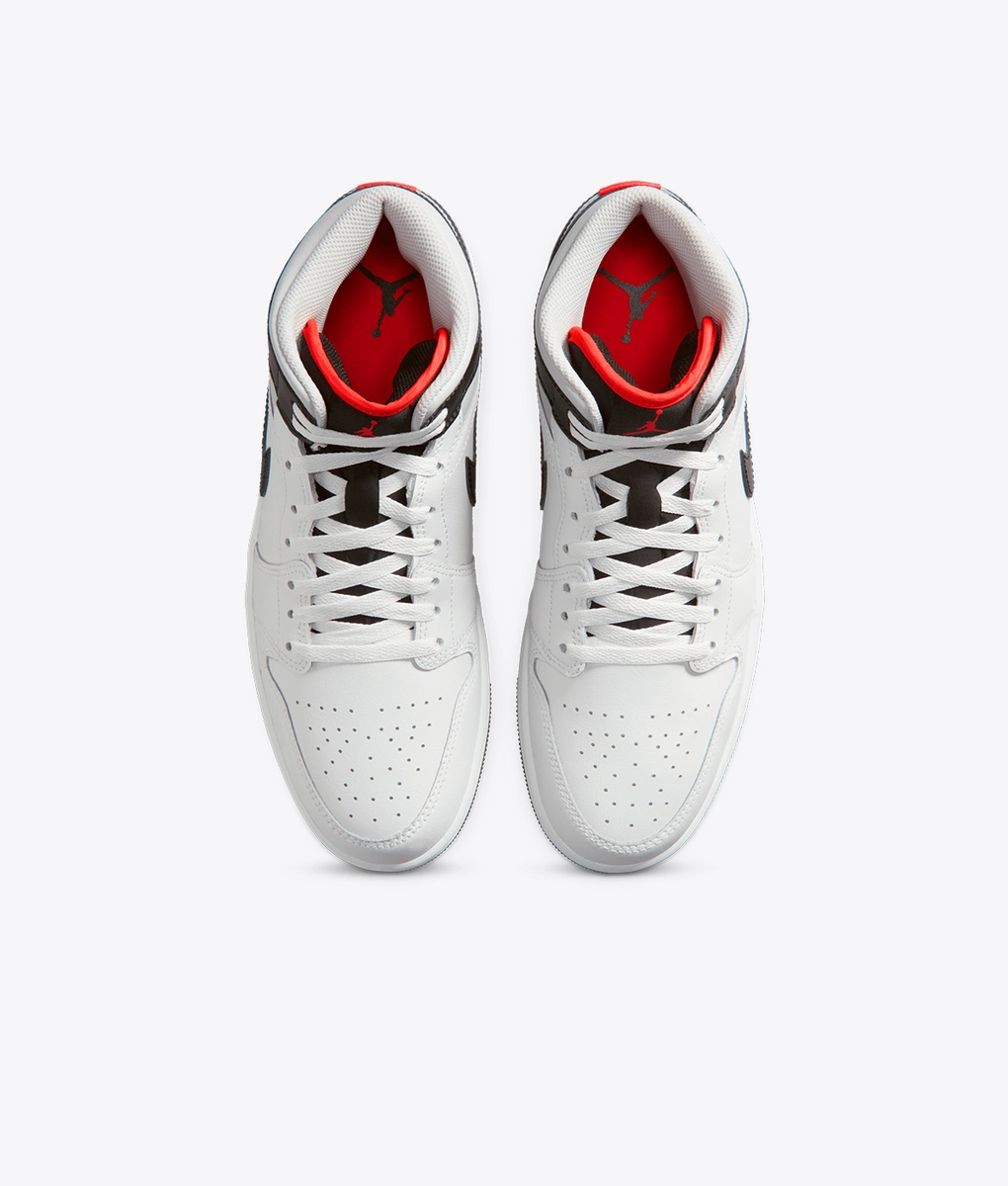 Jordan - AIR JORDAN 1 MID - VegNonVeg