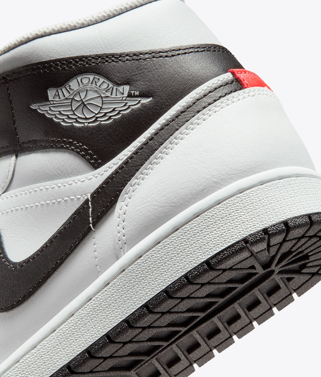 Jordan - AIR JORDAN 1 MID - VegNonVeg