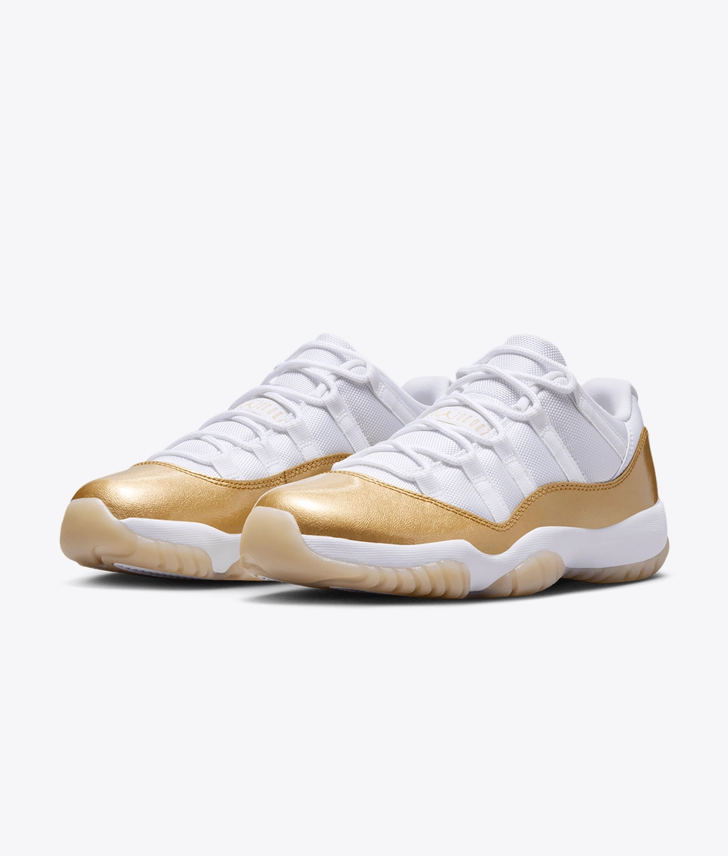 Nike Air Jordan 11 Retro Low ホワイト/ゴールド Jordan - AIR JORDAN 11 RETRO LOW - VegNonVeg