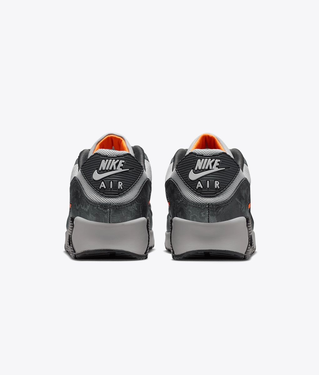 Nike - AIR MAX 90 PREMIUM - VegNonVeg