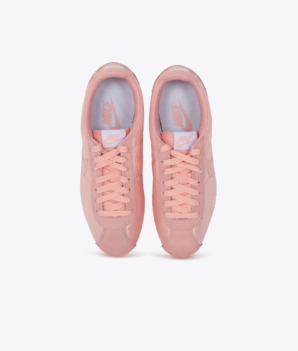 nike womens classic cortez nylon