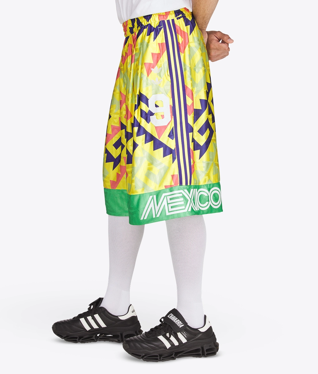 Adidas Originals - X WILLY CHAVARRIA PRINTED LONG SHORT - VegNonVeg
