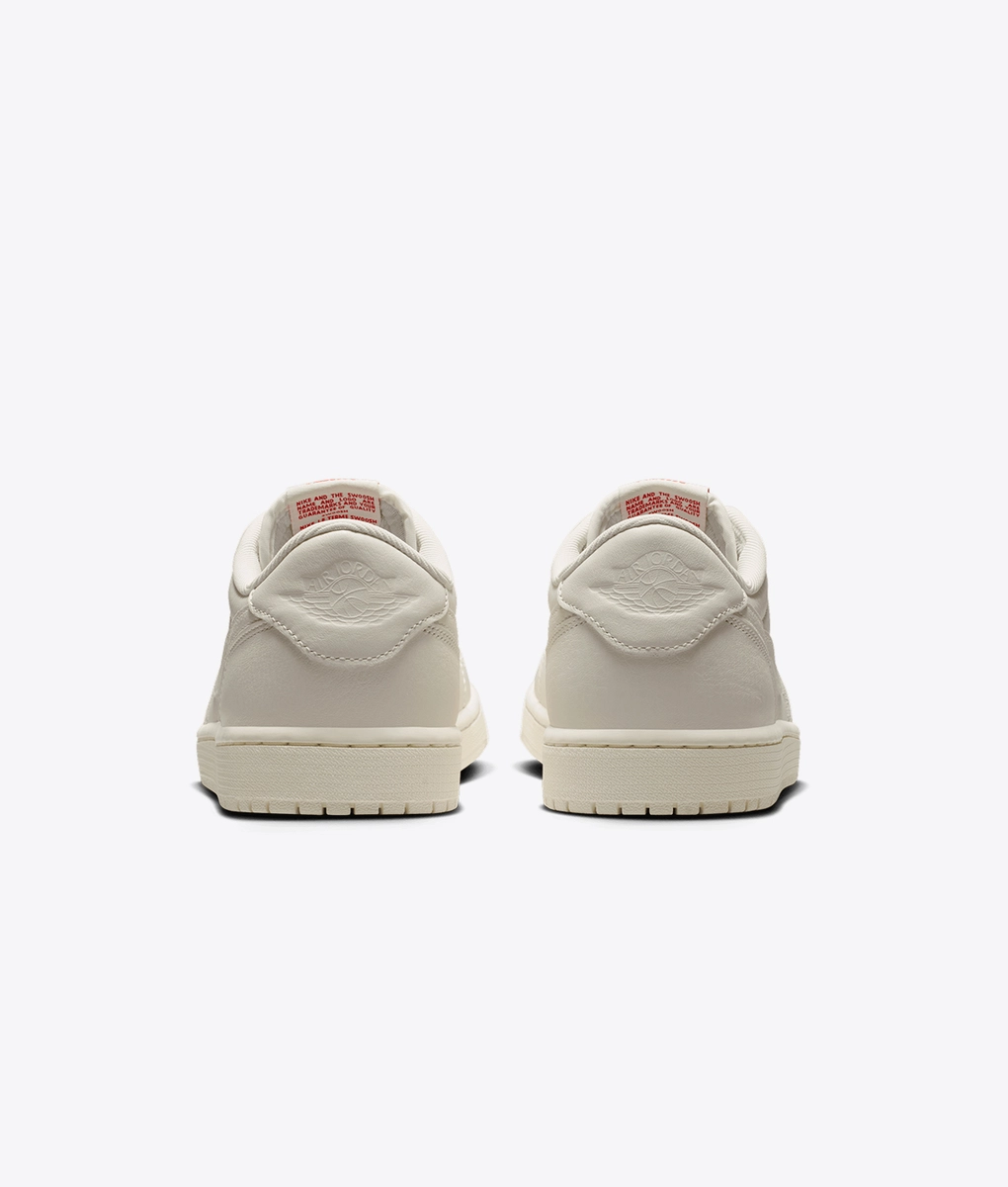Jordan - AIR JORDAN 1 RETRO LOW OG - VegNonVeg
