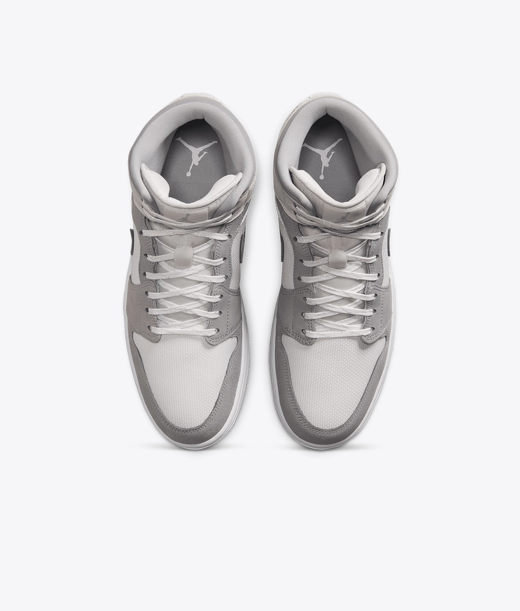 Jordan - AIR JORDAN 1 MID SE - VegNonVeg