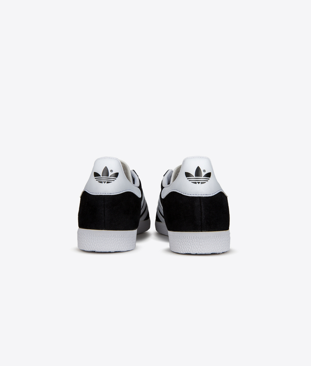 adidas gazelle silver green womens adidas GAZELLE LO PRO W core black/footwear white/gum [ONR41/JR8886]