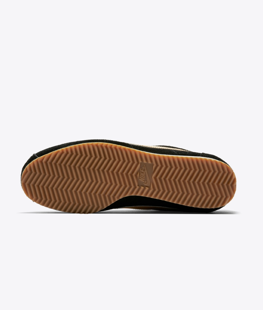 nike classic cortez se black metallic gold