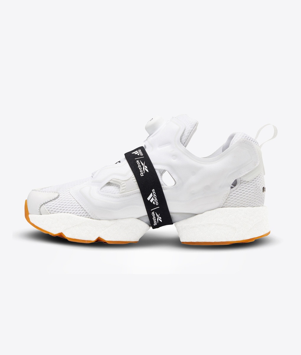 ×REEBOK INSTAPUMP FURY BOOST OG  白 REEBOK - INSTAPUMP FURY BOOST 'WHITE/BLACK/RBKG06' - VegNonVeg