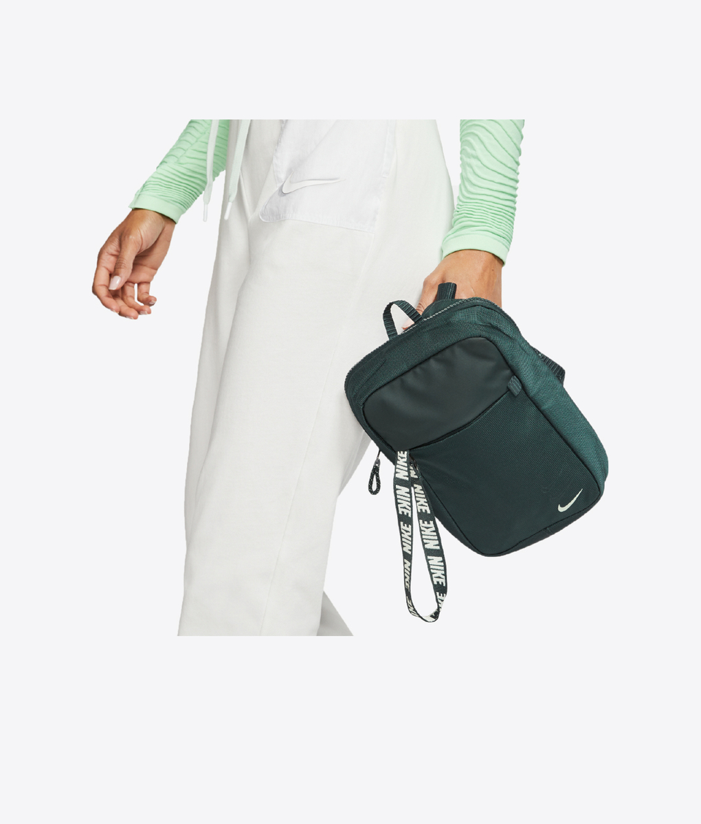 shoulder bag nike sportswear essentials hip pack
