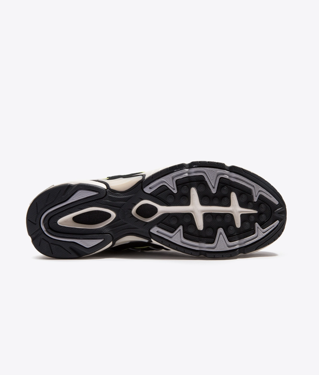 adidas temper run core black glow