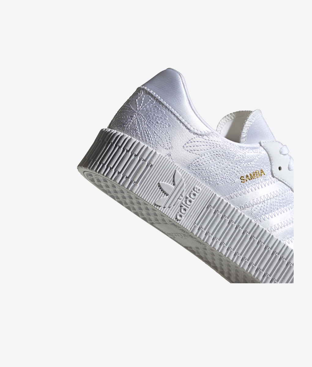 adidas originals 厚底 Sambarose Cloud White Silver 在庫僅少 Adidas Originals - SAMBAROSE W 'cloud White' - VegNonVeg