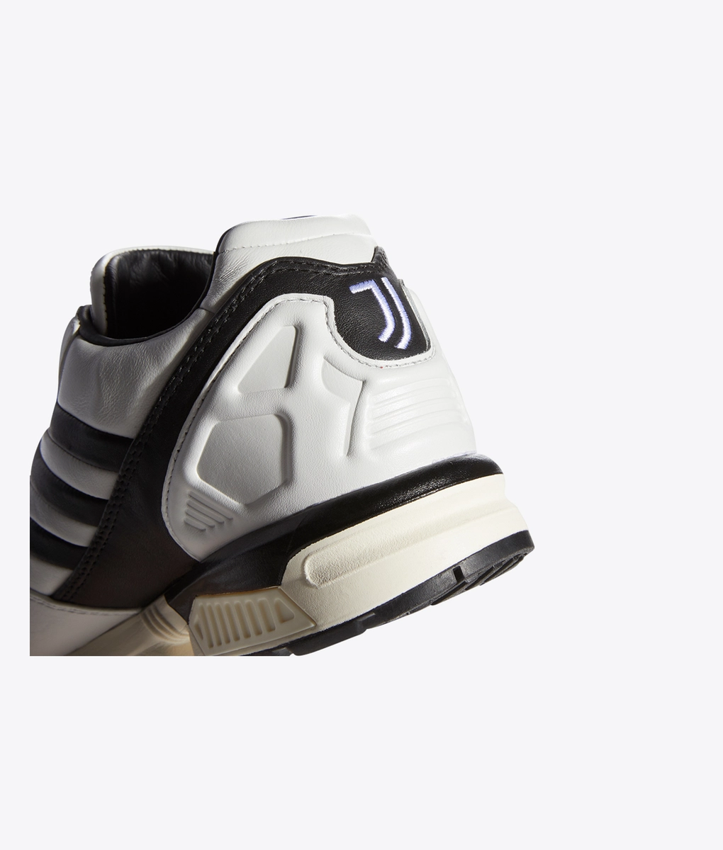 Adidas Originals - ZX 6000 Juventus 'CRYWHT/CBLACK/BAHORA' - VegNonVeg