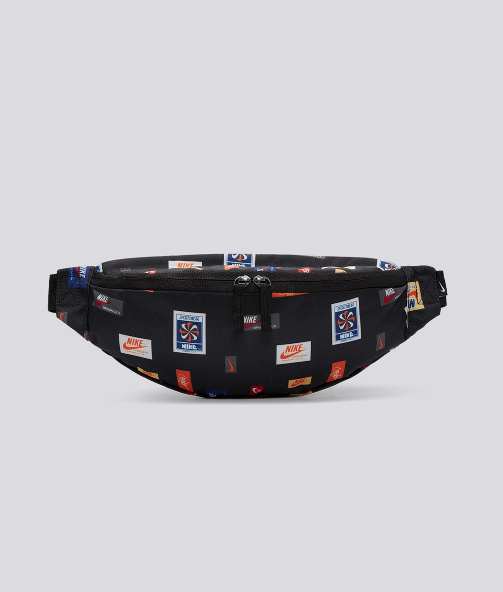 nike heritage graphic hip pack