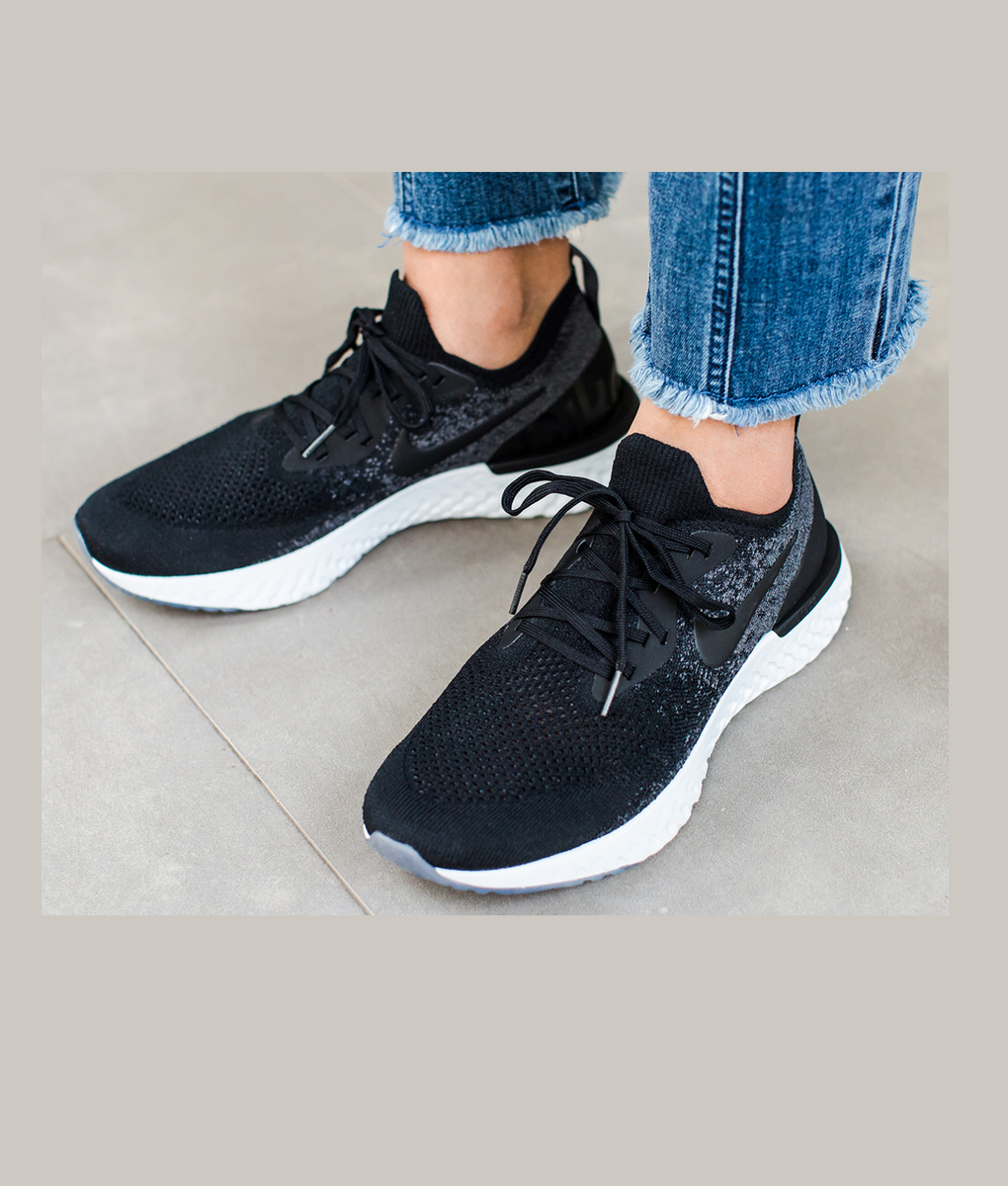 black and grey nike flyknit