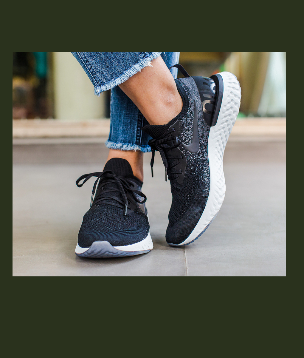 do you wear socks with nike epic react flyknit