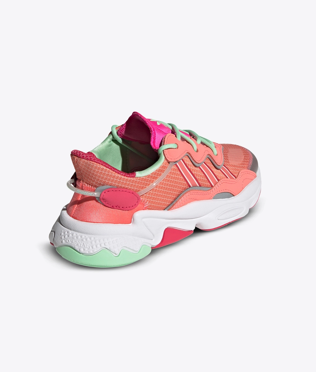 Adidas Originals - OZWEEGO W 'semi Flash Red/power Pink/glory Mint' -  VegNonVeg
