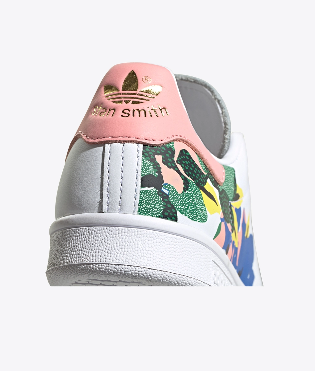 adidas gazelle silver green womens Sneakers with Abstract Floral Design Women's Size 11