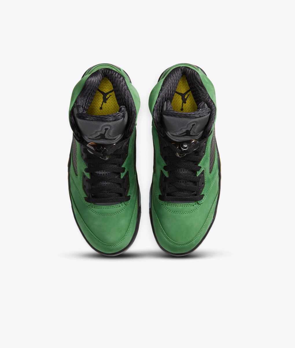 apple green 5 jordan