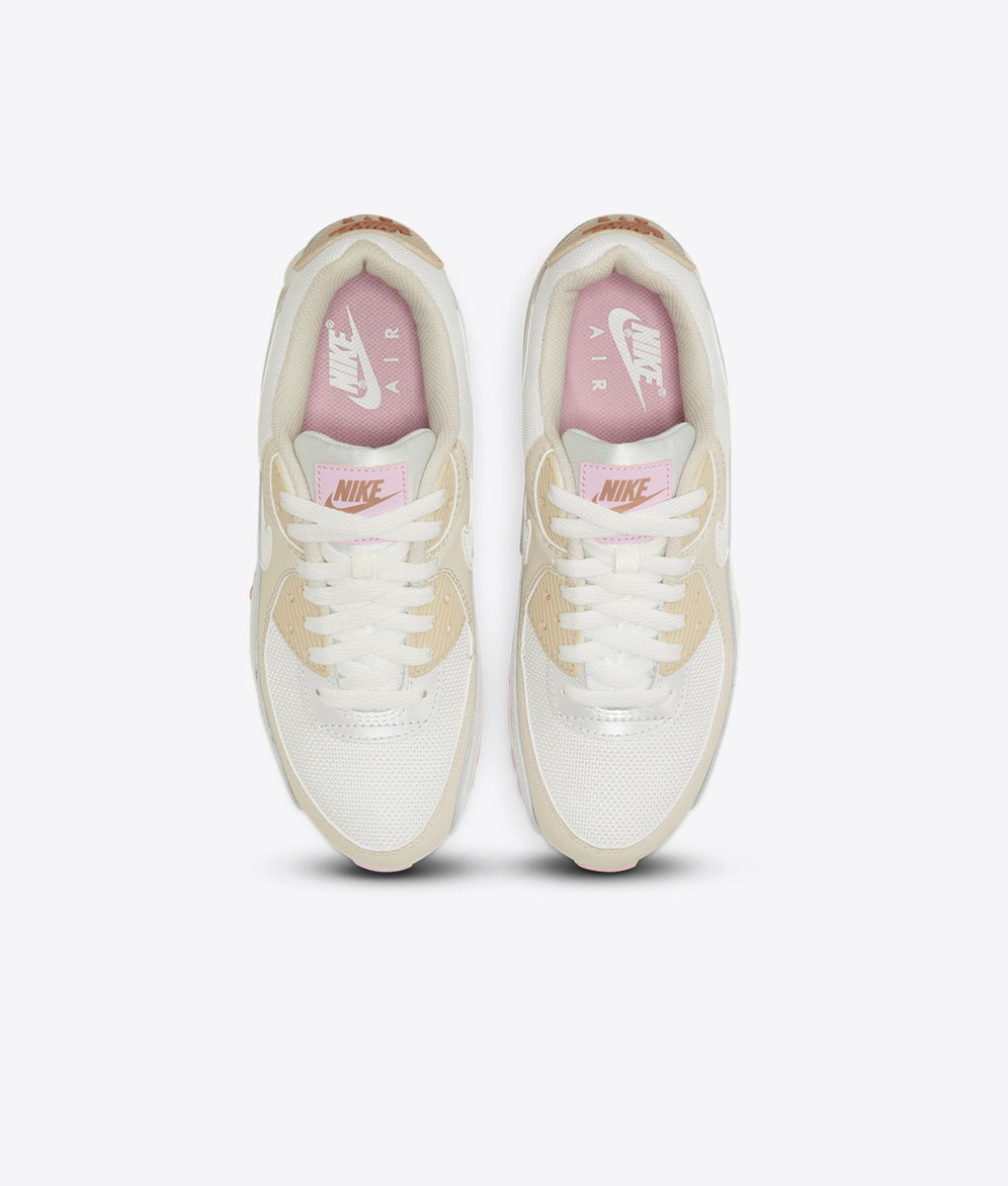 nike air max 90 summit white metallic red