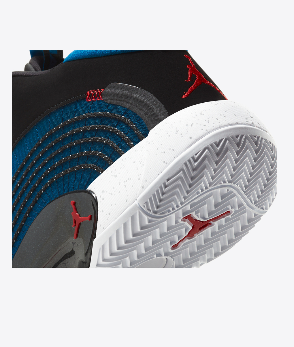 【関送無料】 限定レア Jordan Jam Zone 大容量40L ブラック Amazon.com | Jordan Jumpman 2021 (CQ4021-006)_11.5 - Black