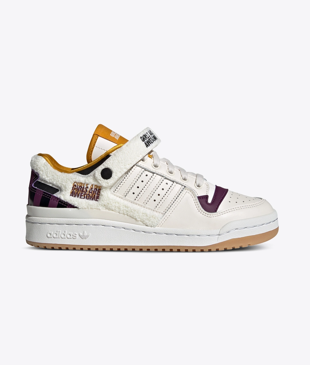 Adidas Originals - Forum Low W Girls Are Awesome - VegNonVeg