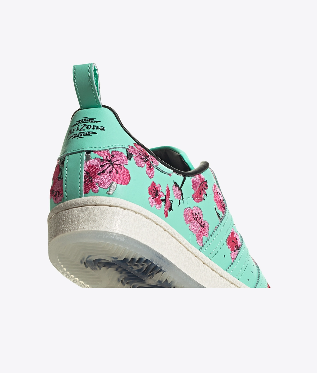 adidas gazelle silver green womens adidas AriZona x adidas Superstar GZ2877