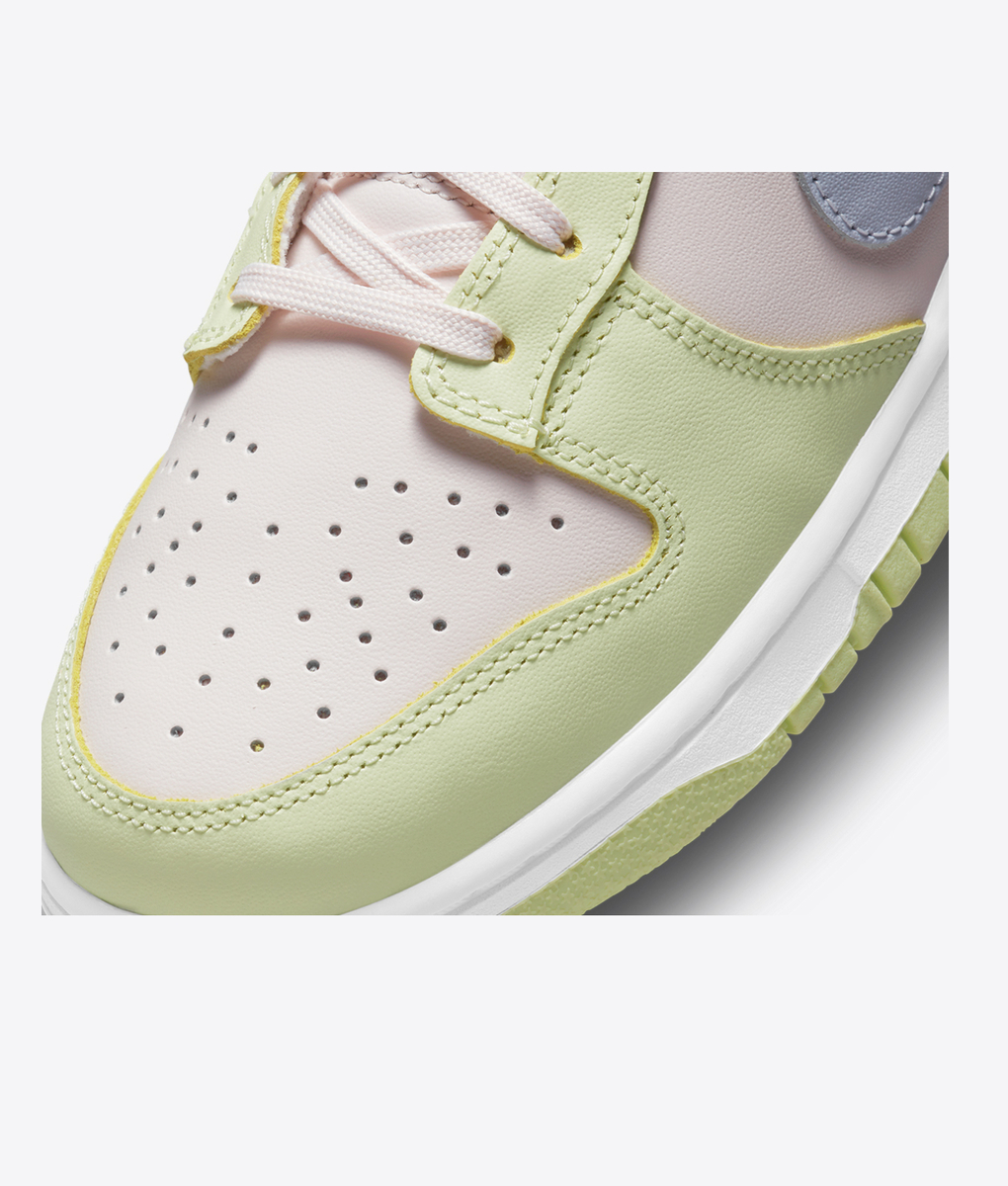Nike - W Dunk Low - VegNonVeg