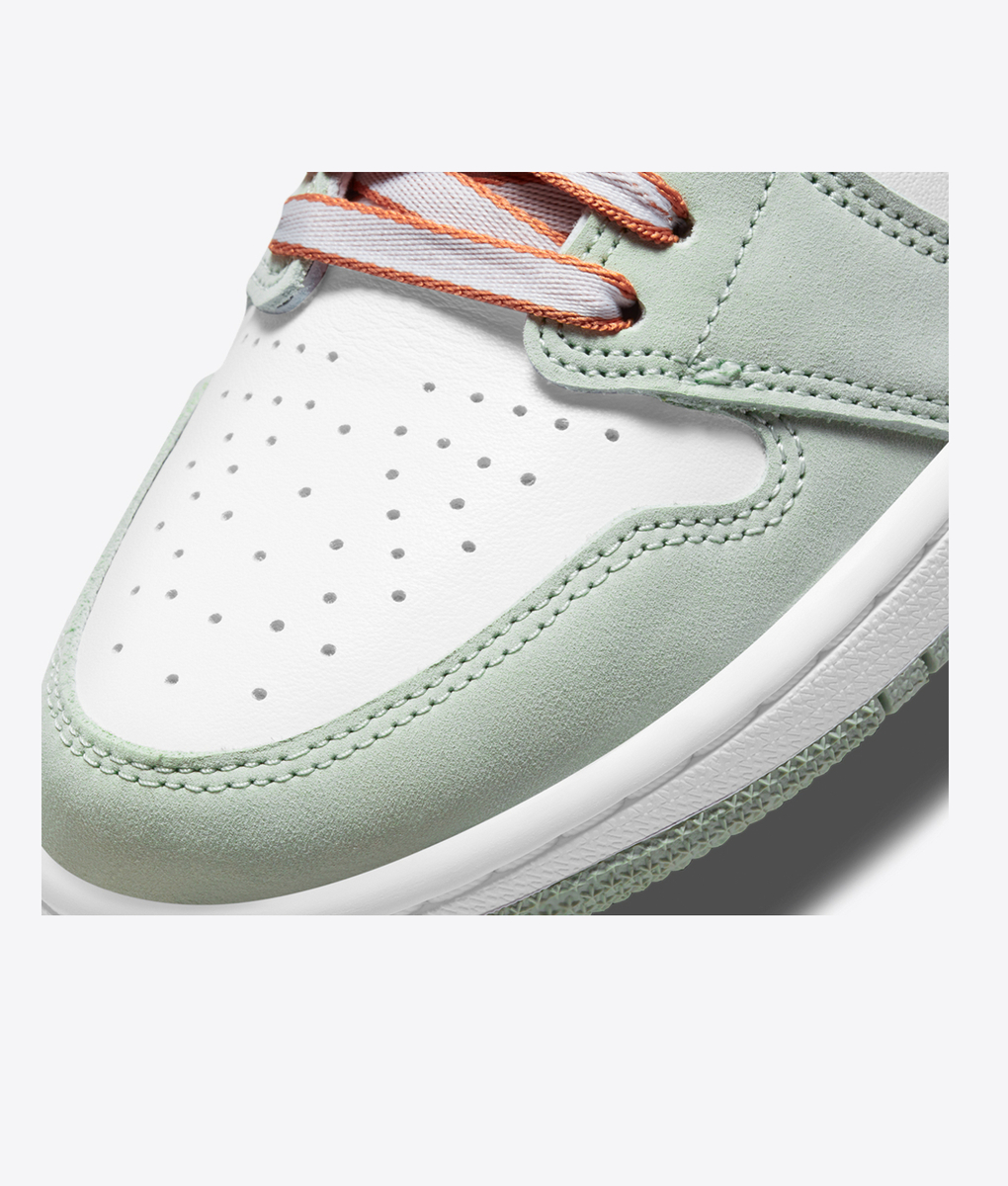 jordan 1 seafoam white healing orange