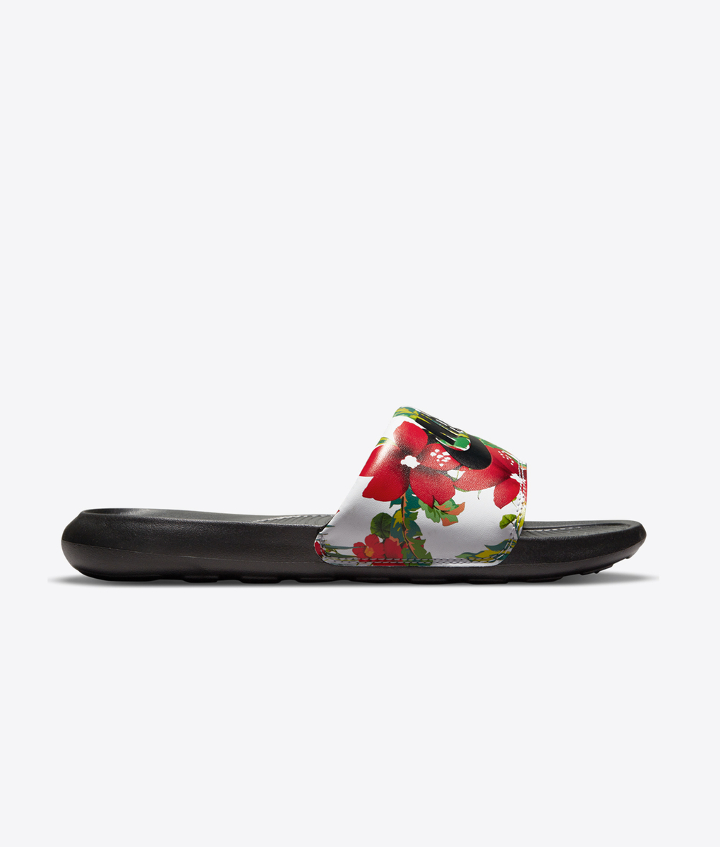 Nike - W Victori One Slide Print - VegNonVeg