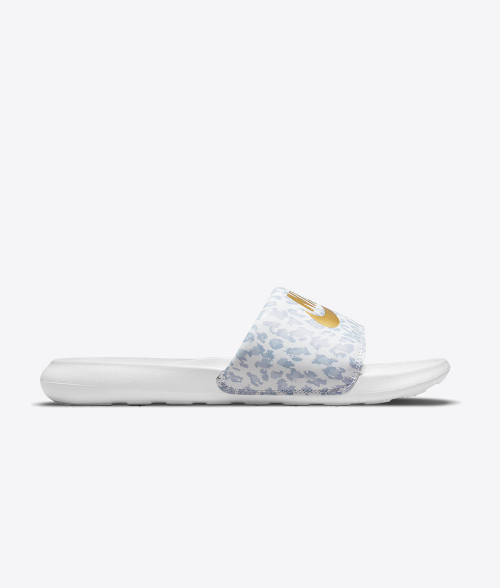Nike - W Victori One Slide Print - VegNonVeg