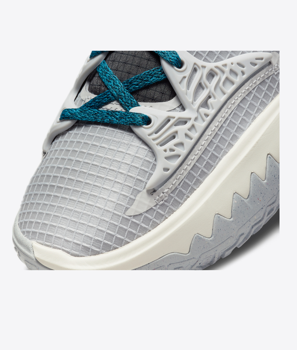 Nike - Kyrie Low 4 Ep - VegNonVeg