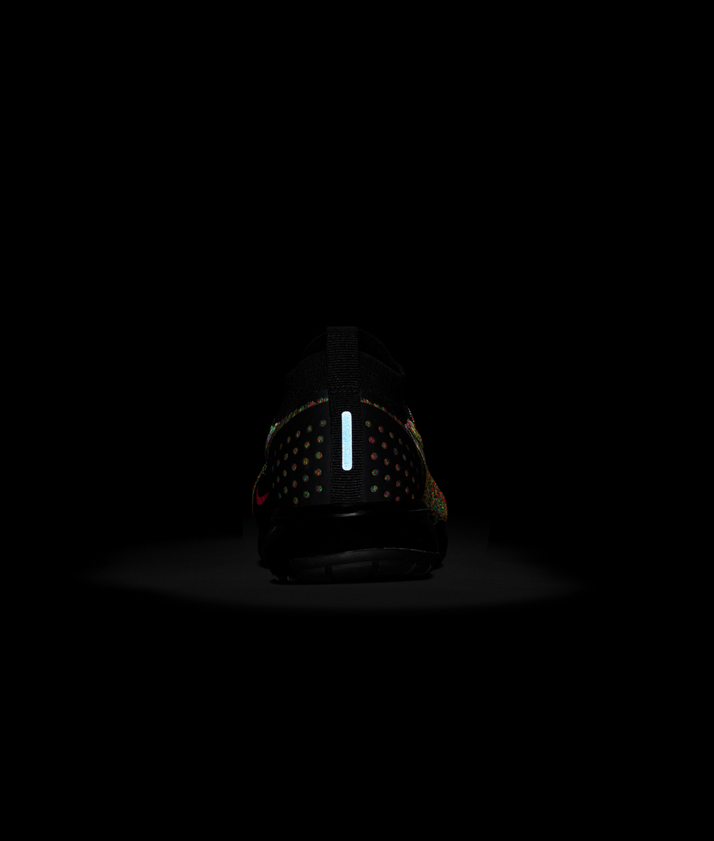 all black vapormax pro