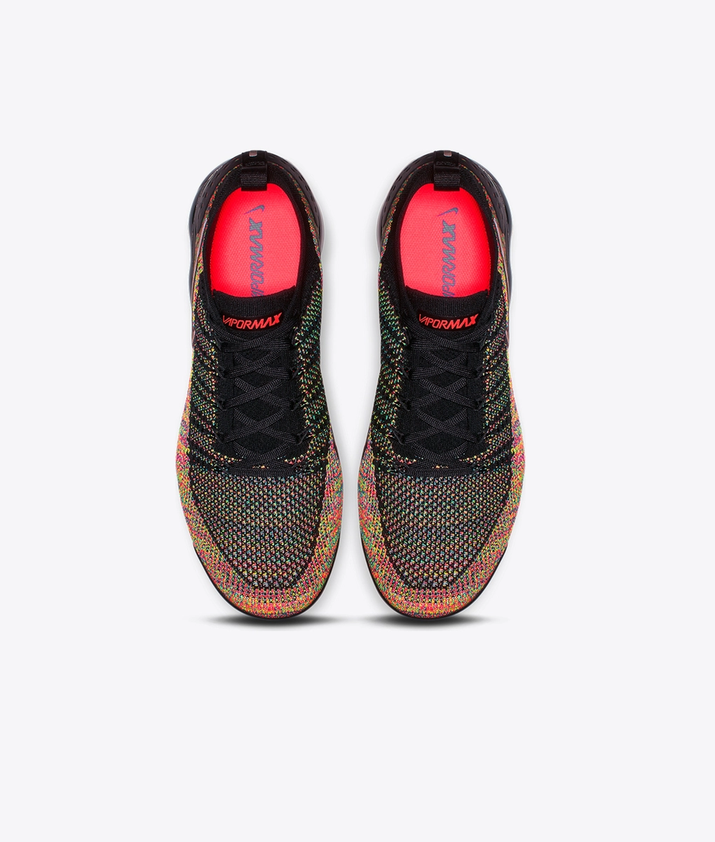 nike vapormax flyknit racer pink
