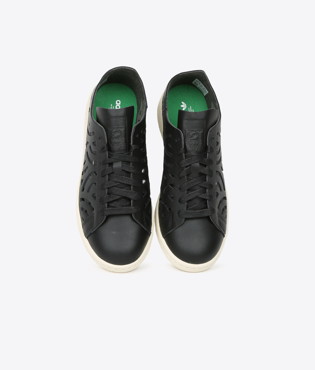 Adidas Originals - ADIDAS - STAN SMITH CUTOUT W 'CBLACK/OWHITE' - VegNonVeg