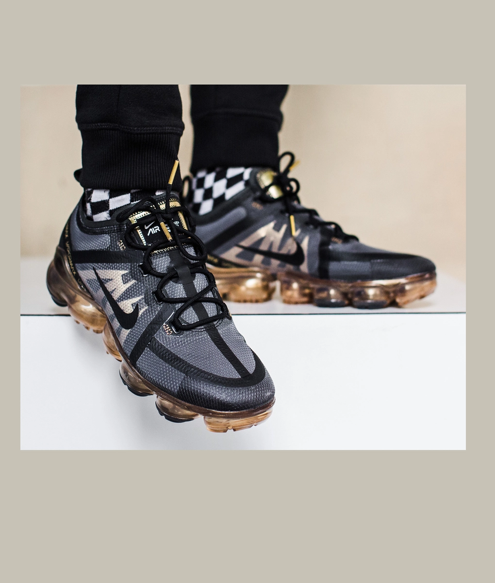 nike vapormax 2019 metallic gold