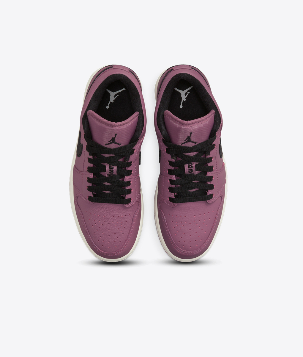Jordan - Wmns Air Jordan 1 Low Se - VegNonVeg